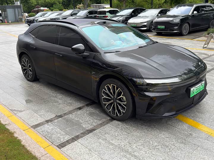 Zeekr 007 GT 2025 2025款 后驱智驾版 75kWh