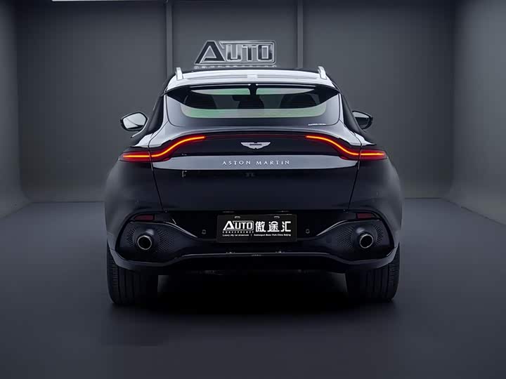 Фото 4 - Aston Martin DBX