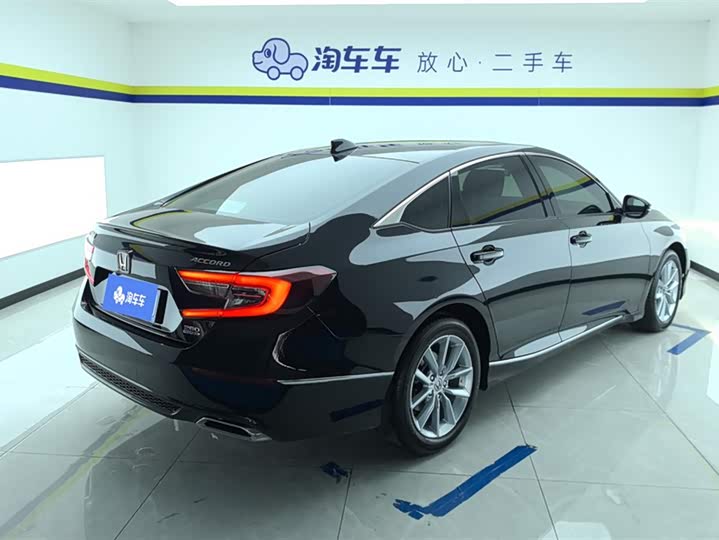 Zdjęcie 3 - Honda Accord