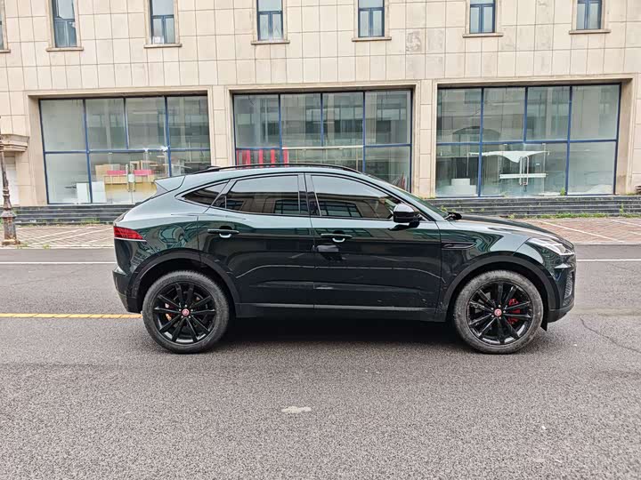 Jaguar E-Pace 2024 2024款 耀黑运动版 R-DYNAMIC SE BLACK
