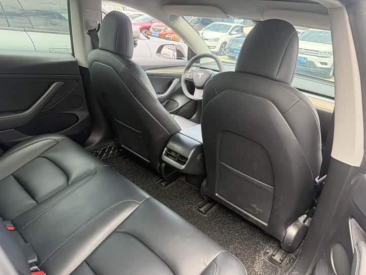 Photo 5 - Tesla Model 3