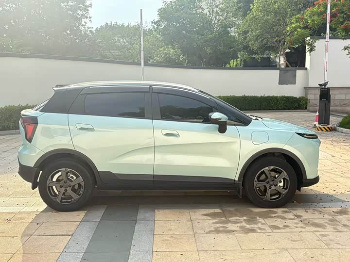 صورة 7 - Geely Geometry E Firefly