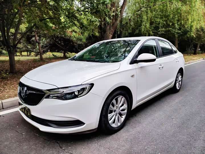 Photo 1 - Buick Excelle GT