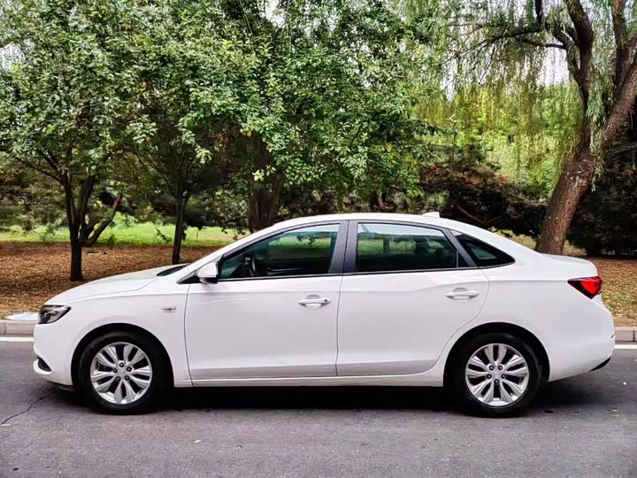 Photo 3 - Buick Excelle GT