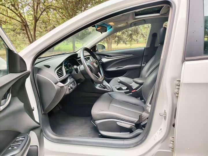 Photo 6 - Buick Excelle GT