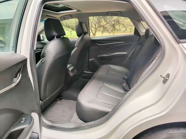 Photo 9 - Buick Excelle GT