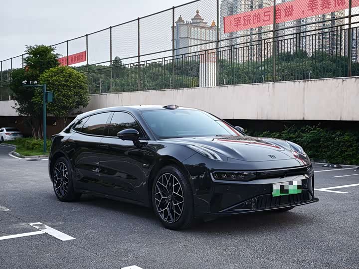 صورة 3 - Zeekr 001