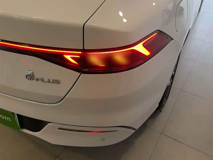BYD Qin Plus 2021 2021款 EV 400KM 豪华型