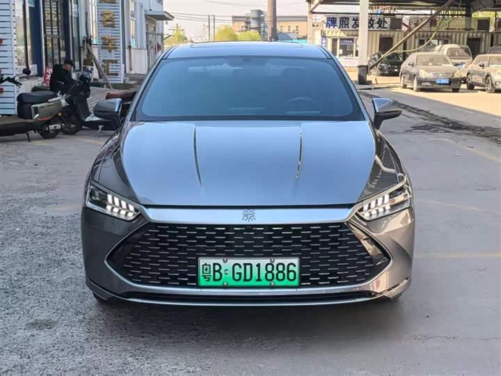 BYD Qin Plus 2021 2021款 DM-i 120KM 尊贵型