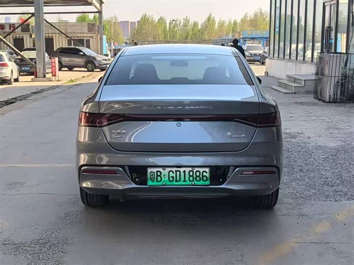 BYD Qin Plus 2021 2021款 DM-i 120KM 尊贵型
