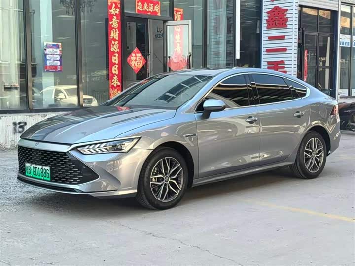 BYD Qin Plus 2021 2021款 DM-i 120KM 尊贵型