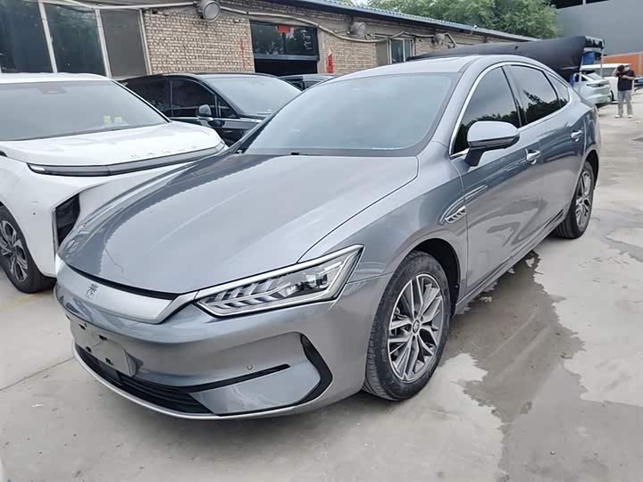 Фото 1 - BYD Qin Plus