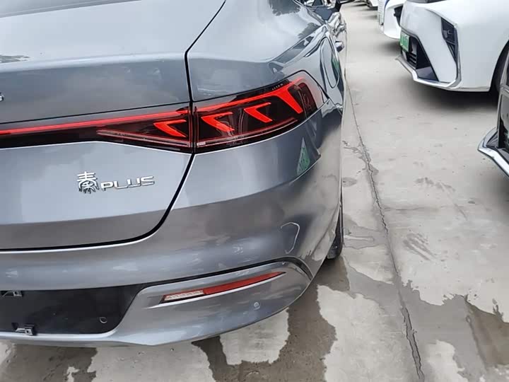 Фото 8 - BYD Qin Plus