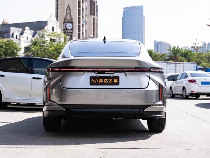 2026 Lexus ES