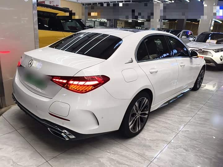 صورة 7 - Mercedes-Benz C-Class Hybrid