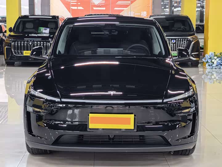 Zdjęcie 2 - Tesla Model Y