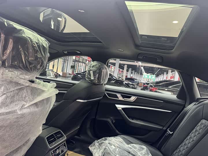 Audi A6L 2026 2026款 45 TFSI 臻选动感型