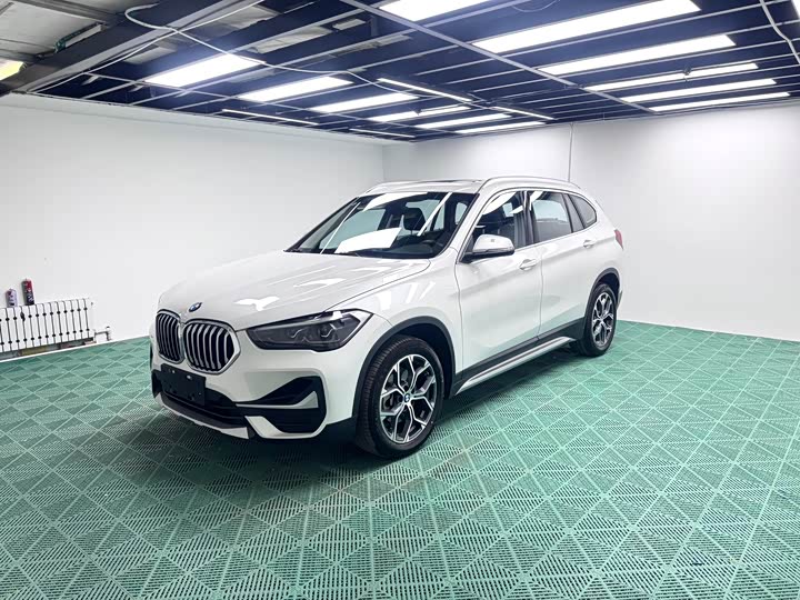 Фото 1 - BMW X1