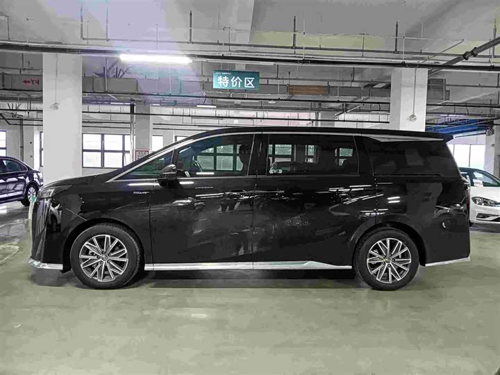2026 GAC Trumpchi M8
