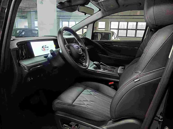 GAC Trumpchi M8 2026 2026款 2.0T 尊享版