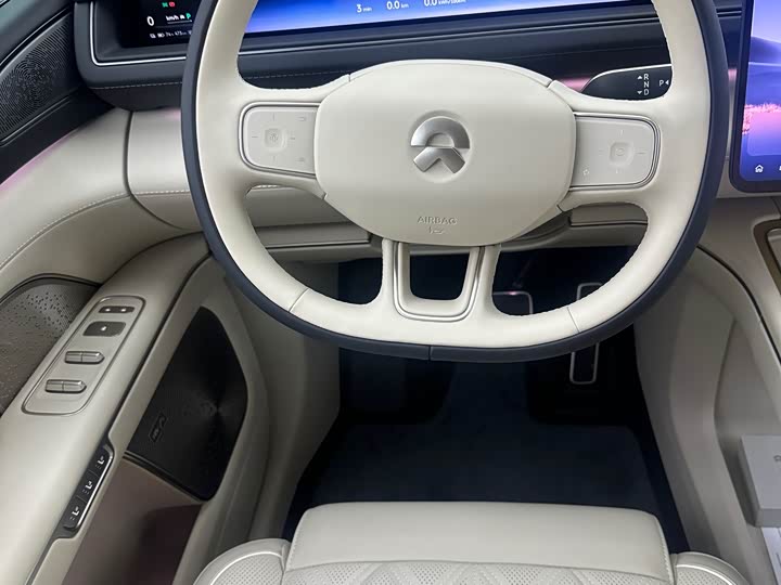Nio ES8 2026 2026款 六座行政豪华版