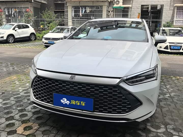 BYD Qin Plus 2021 2021款 DM-i 120KM 尊贵型