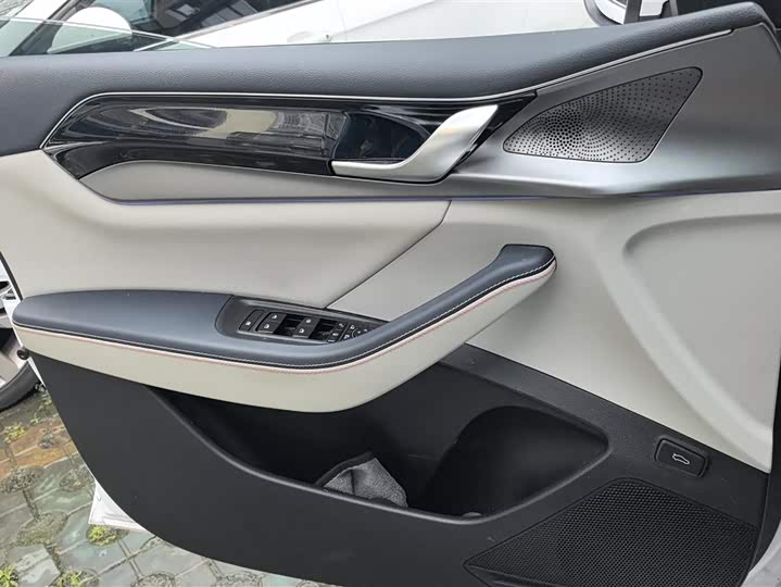 BYD Qin Plus 2021 2021款 DM-i 120KM 尊贵型