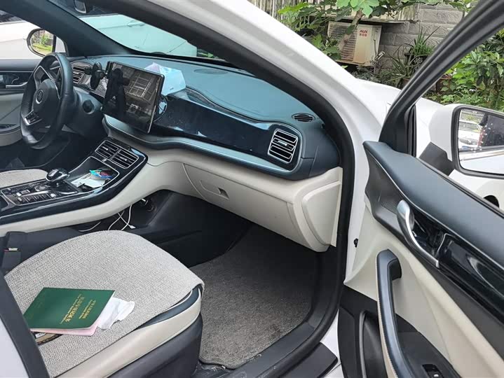 BYD Qin Plus 2021 2021款 DM-i 120KM 尊贵型