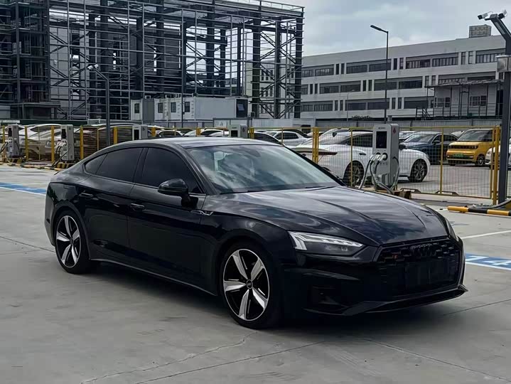 Фото 3 - Audi A5