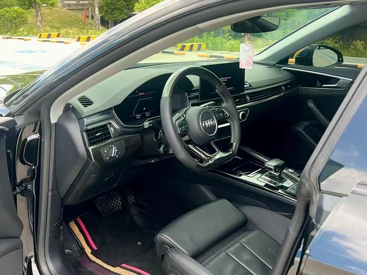 Фото 4 - Audi A5