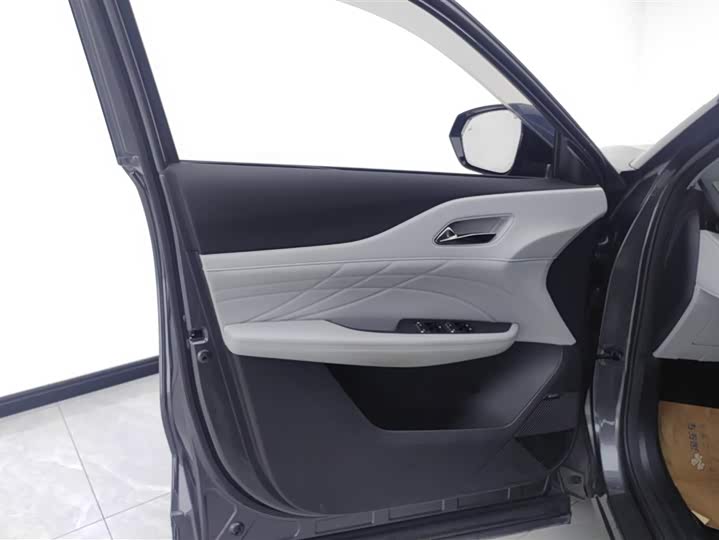 Changan UNI-Z Hybrid 2024 2024款 蓝鲸智电iDD 125km 卓越型