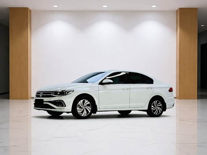 Фото 1 - Volkswagen Bora