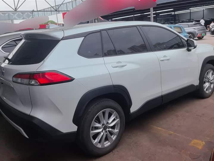 Фото 3 - Toyota Corolla Cross