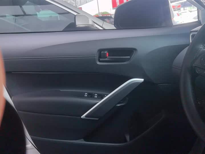 Фото 7 - Toyota Corolla Cross