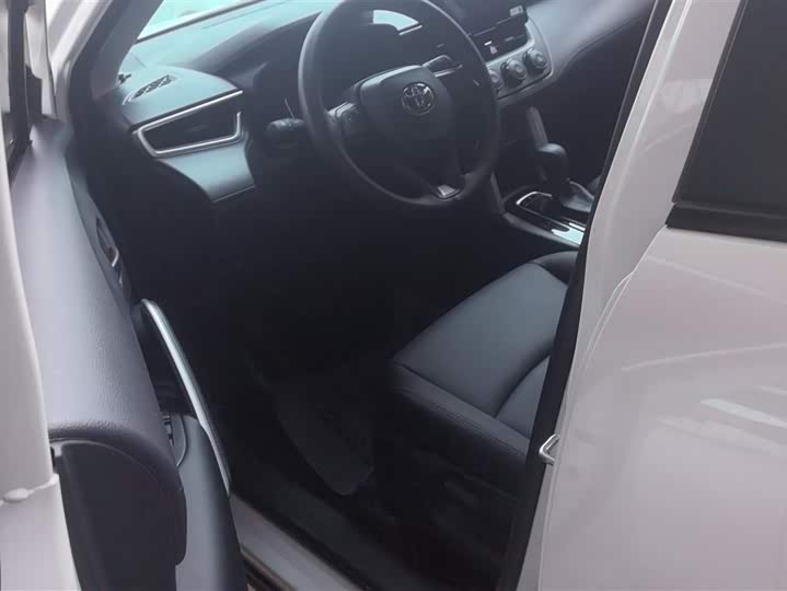 Фото 9 - Toyota Corolla Cross
