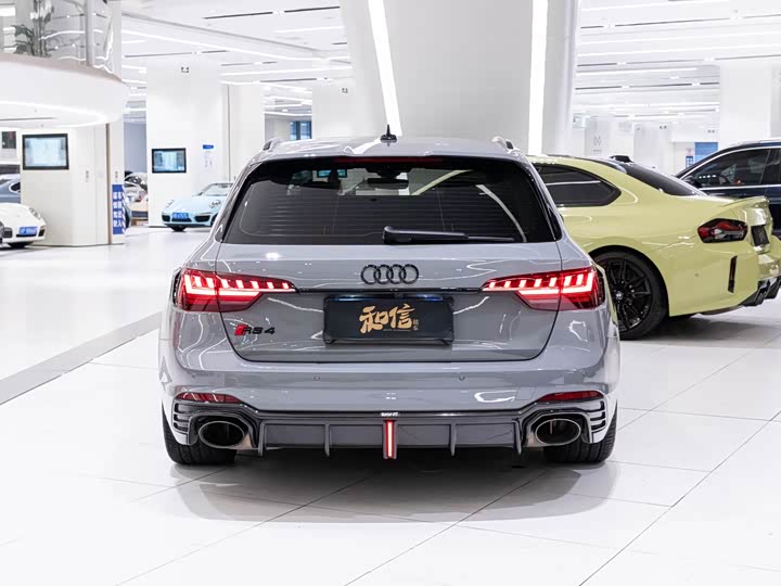 Audi RS 4 2022 2022款 RS4 Avant 暗金版