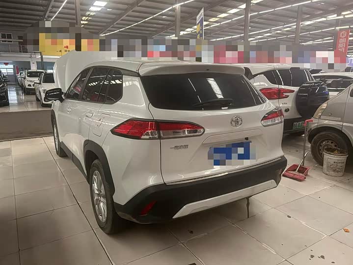 Фото 8 - Toyota Corolla Cross