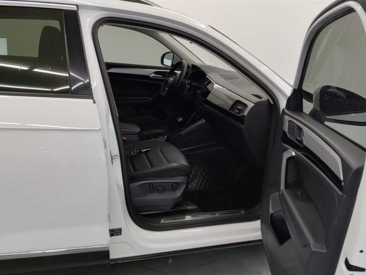 Volkswagen Tayron 2022 2022款 280TSI 两驱豪华智联版