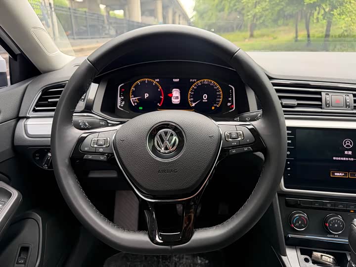 Фото 6 - Volkswagen Lamando L