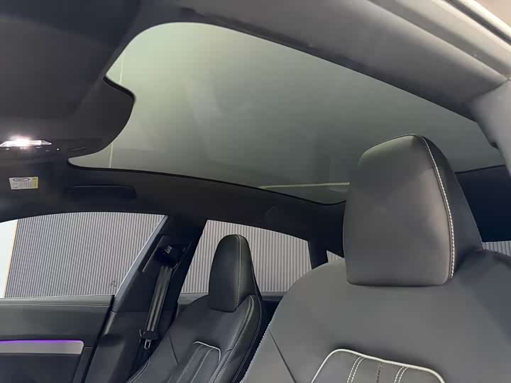 صورة 2 - Audi A5L Sportback