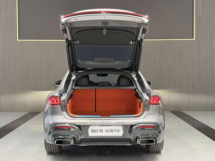 صورة 9 - Audi A5L Sportback