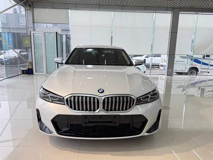 Фото 2 - BMW 3 Series