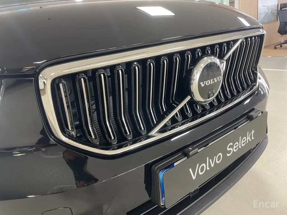 Volvo XC40 2018 B4 Ultra Bright