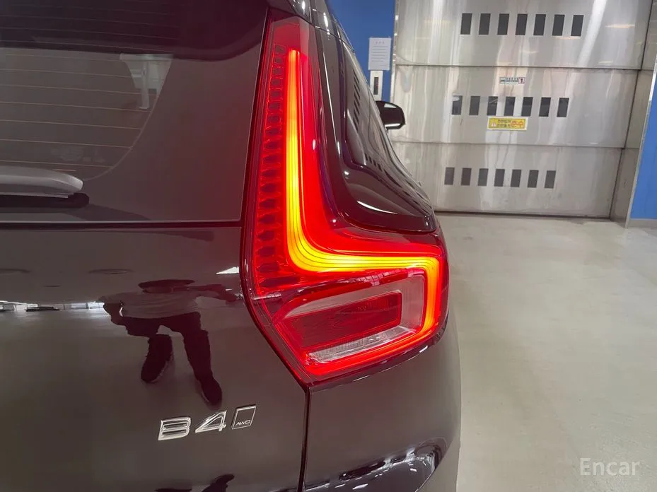 Volvo XC40 2018 B4 Ultra Bright