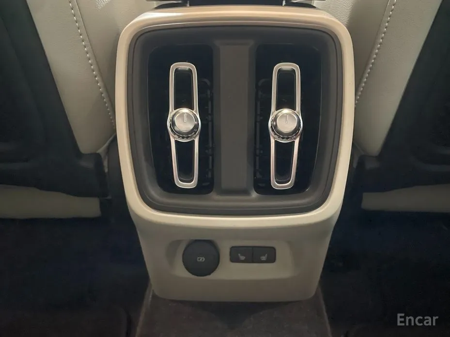 Volvo XC40 2018 B4 Ultra Bright