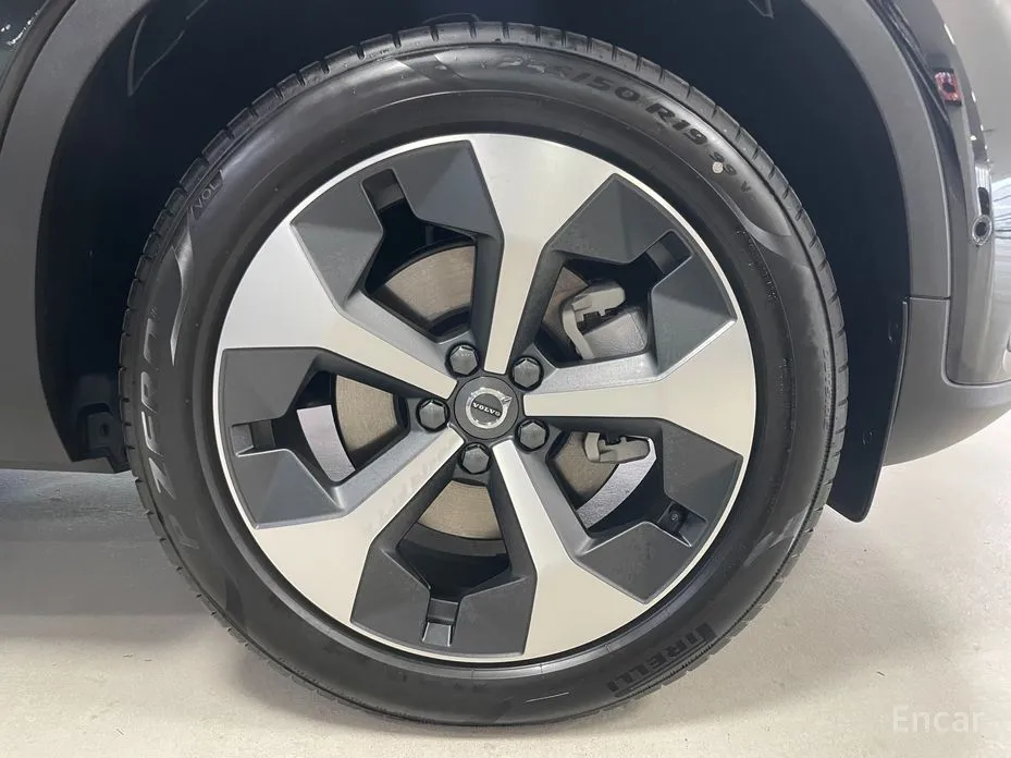 Volvo XC40 2018 B4 Ultra Bright