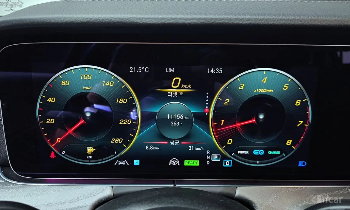 Фото 8 - Mercedes-Benz E-Class