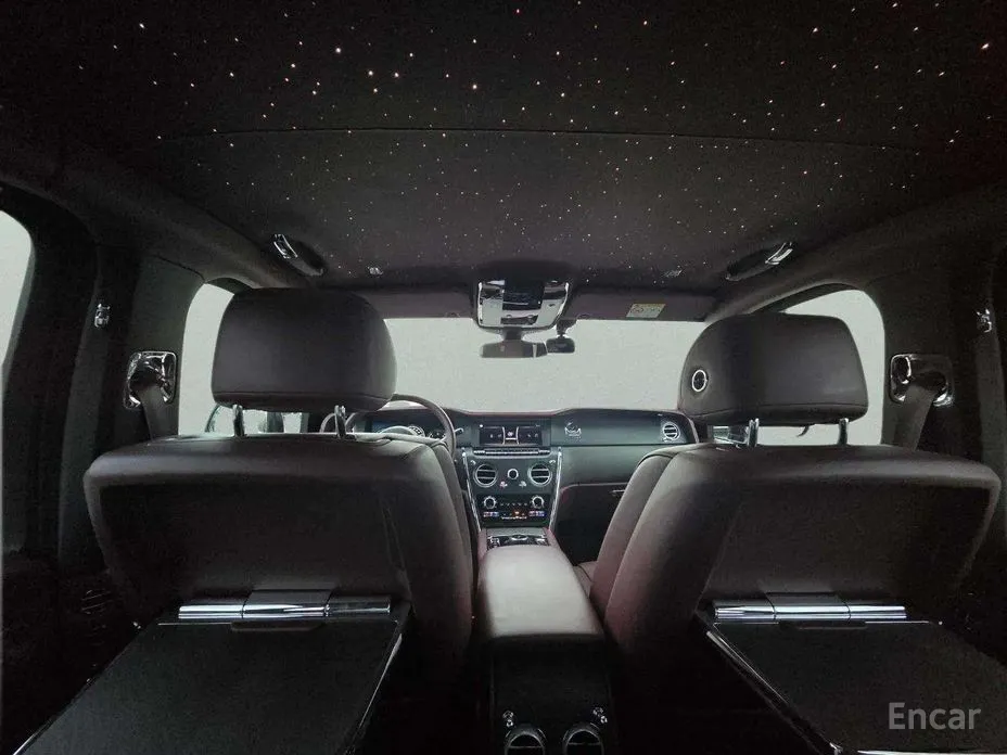 Photo 11 - Rolls-Royce Cullinan