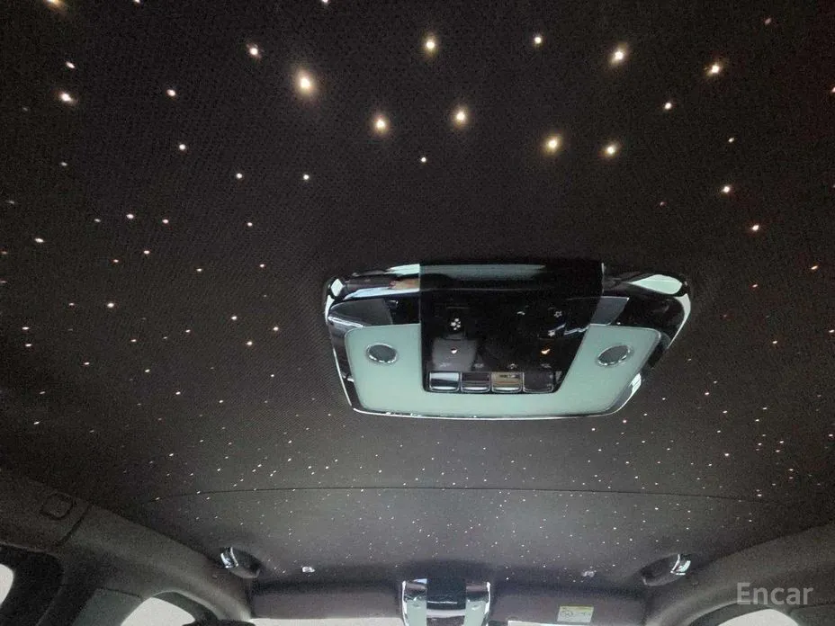 Photo 12 - Rolls-Royce Cullinan