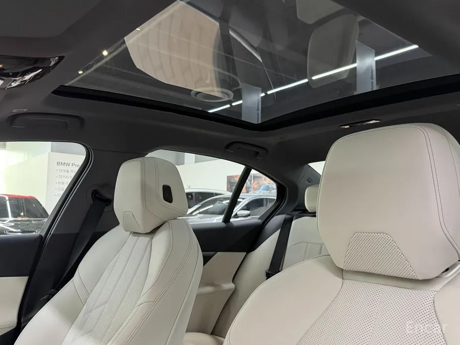 BMW 5 Series 2023 523d